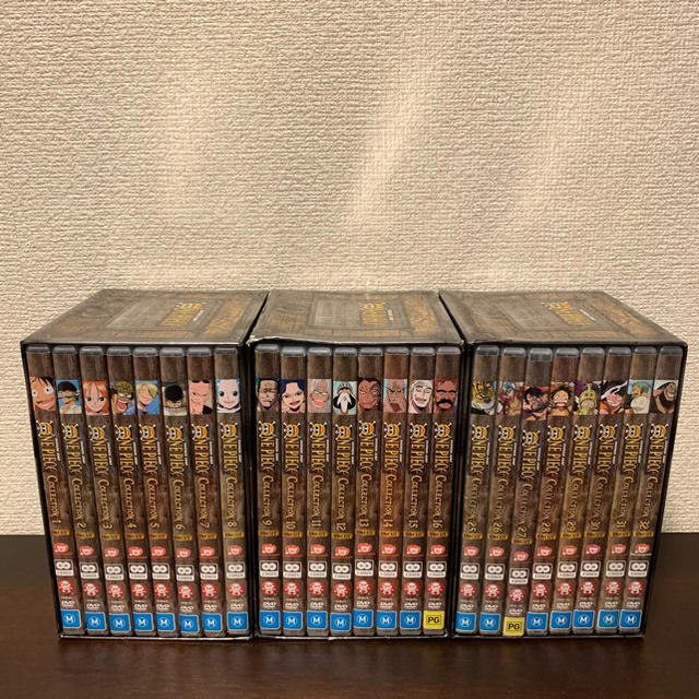 ワンピース DVD 48枚・約300話収録【海外版　日本語・英語・字幕もあり】