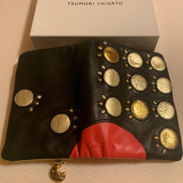 TSUMORI CHISATO(ツモリチサト)の足跡柄🐾二つ折り財布 レディースのファッション小物(財布)の商品写真
