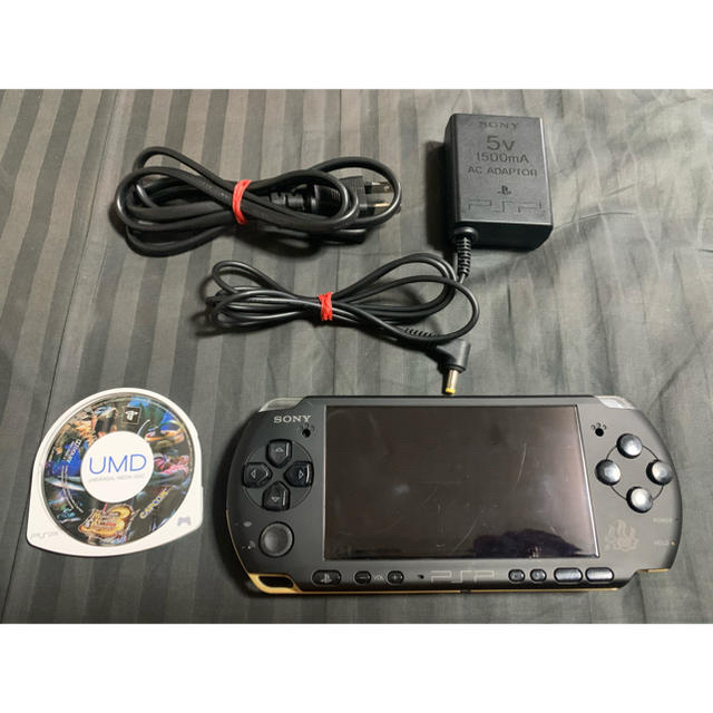 携帯用ゲーム機本体PSP-3000 モンハンポータブル3rdモデル　送料無料　③