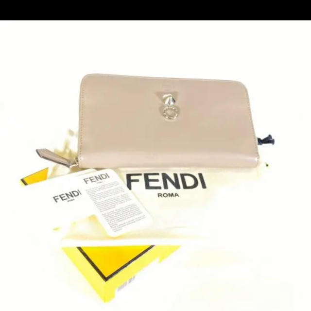 FENDI(フェンディ)のフェンディ バイザウェイ ラウンドファスナー 長財布 ベージュ 専用ケース付き レディースのファッション小物(財布)の商品写真