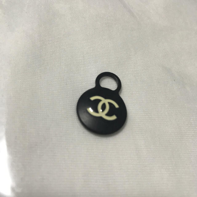 CHANEL(シャネル)のシャネル　ファスナーチャーム レディースのファッション小物(その他)の商品写真