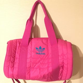 アディダス(adidas)のアディダス☆スポーツ ドラムバッグ☆(ハンドバッグ)