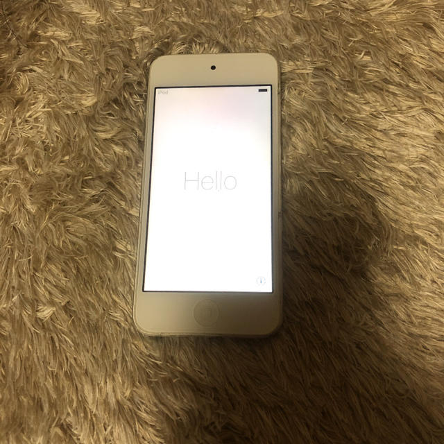 iPod touch(アイポッドタッチ)のiPod touch 5世代　64GB スマホ/家電/カメラのオーディオ機器(その他)の商品写真