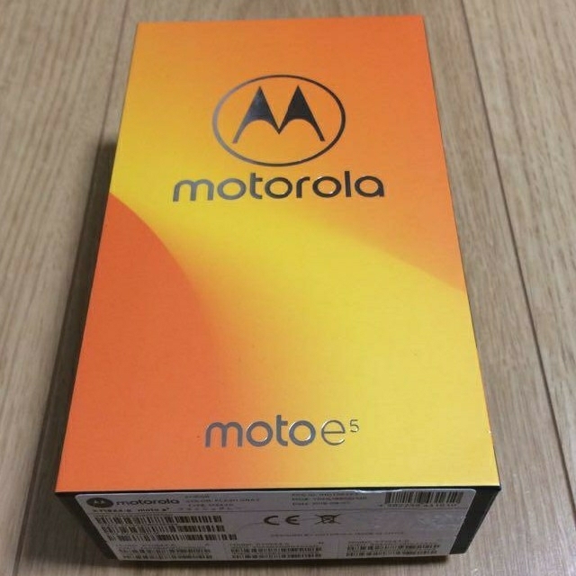 ■値下げ■美品■SIMフリー dual sim モトローラ moto e5■