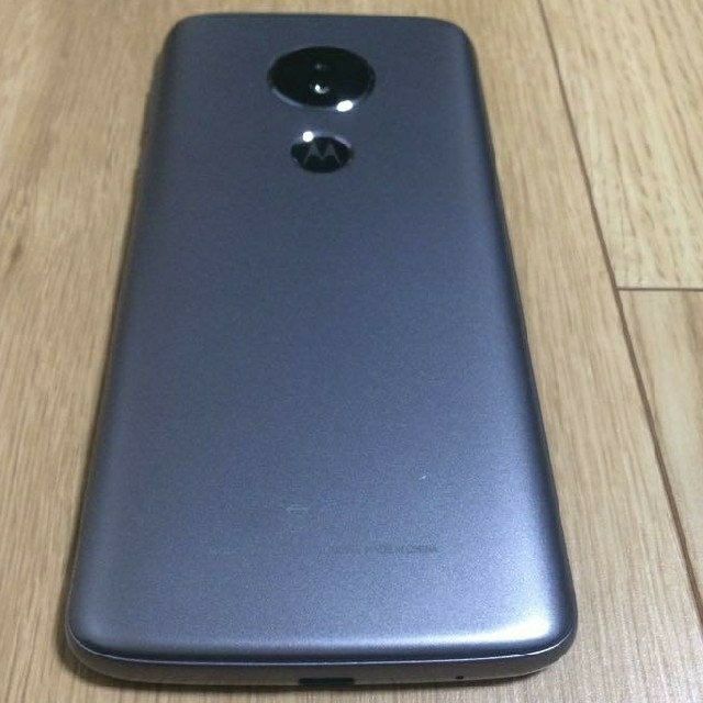 ■値下げ■美品■SIMフリー dual sim モトローラ moto e5■