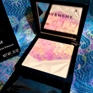 ジバンシィ(GIVENCHY)の【新品★限定品】フェイスパウダー(フェイスパウダー)