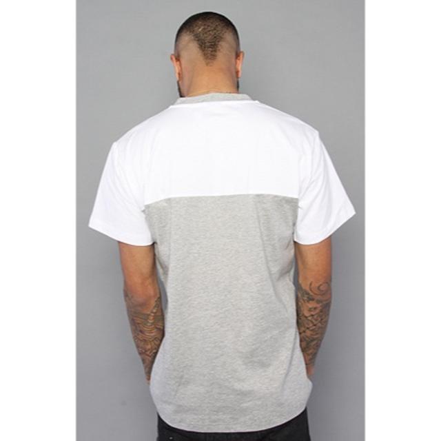 ROCKSMITH(ロックスミス)の新品 ROCKSMITH Nasir V-Neck Tee/White S メンズのトップス(Tシャツ/カットソー(半袖/袖なし))の商品写真