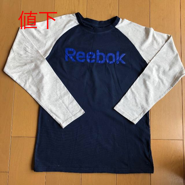 Reebok(リーボック)の【訳あり】新品同様　値下　ロンT   160 長袖　Ｔシャツ キッズ/ベビー/マタニティのキッズ服男の子用(90cm~)(Tシャツ/カットソー)の商品写真