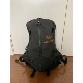 アークテリクス(ARC'TERYX)のARC’TERYX◆リュック/ナイロン/BLK/アークテリクス/ARRO16(バッグパック/リュック)