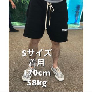 フィアオブゴッド(FEAR OF GOD)のfog essentials  ショートパンツ　黒　S  fear of god(ショートパンツ)