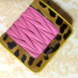 ミュウミュウ(miumiu)の今季♥︎財布 (財布)