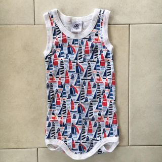 プチバトー(PETIT BATEAU)のプチバトー タンクトップロンパース　6m/67cm(ロンパース)