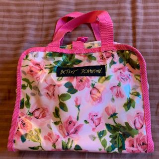 ベッツィジョンソン(BETSEY JOHNSON)のBETSEY JOHNSON ベッツィジョンソン　ポーチ　ミニバッグ(ポーチ)