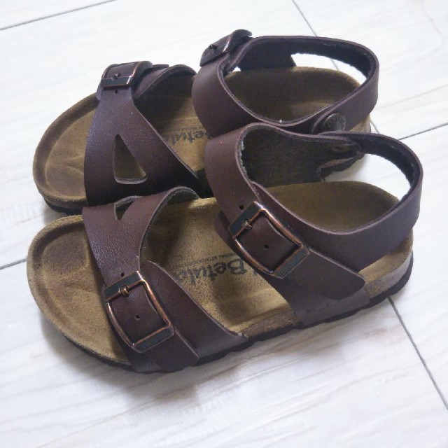 BIRKENSTOCK(ビルケンシュトック)のahe27様専用ページ☆ビルケンシュトック　15cm キッズ/ベビー/マタニティのキッズ靴/シューズ(15cm~)(サンダル)の商品写真