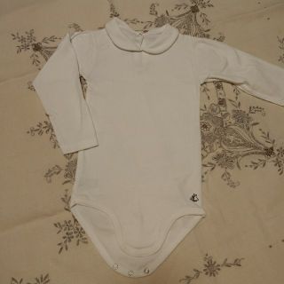 プチバトー(PETIT BATEAU)のpetit bateau ロンパース　36m/94cm(ブラウス)