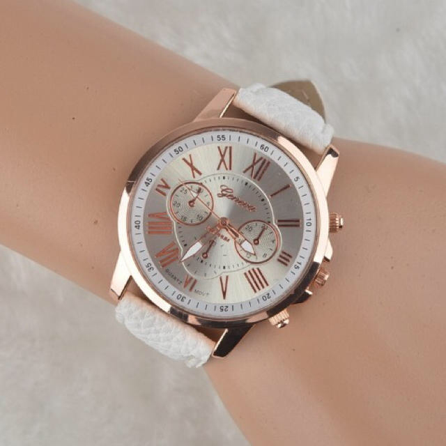 レディース 腕時計 ブラック レディースのファッション小物(腕時計)の商品写真