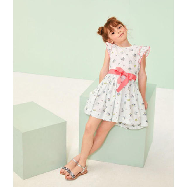 PETIT BATEAU(プチバトー)の20ss新作☆プチバトー プリント半袖ワンピース_WH キッズ/ベビー/マタニティのキッズ服女の子用(90cm~)(ワンピース)の商品写真