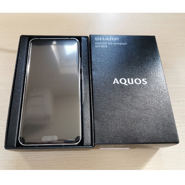 新品未使用 Aquos R2 Compact SH-M09 SIMフリー