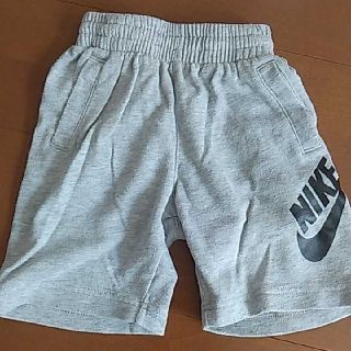 ナイキ(NIKE)のナイキSB ハーフパンツ(パンツ/スパッツ)