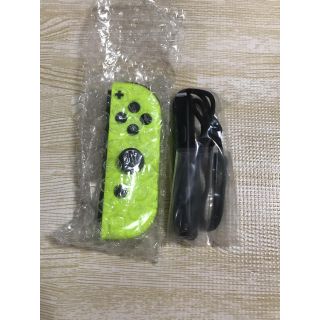 ニンテンドースイッチ(Nintendo Switch)の【新品】ジョイコン　Joy-Con 右　ニンテンドースイッチ　Switch(その他)