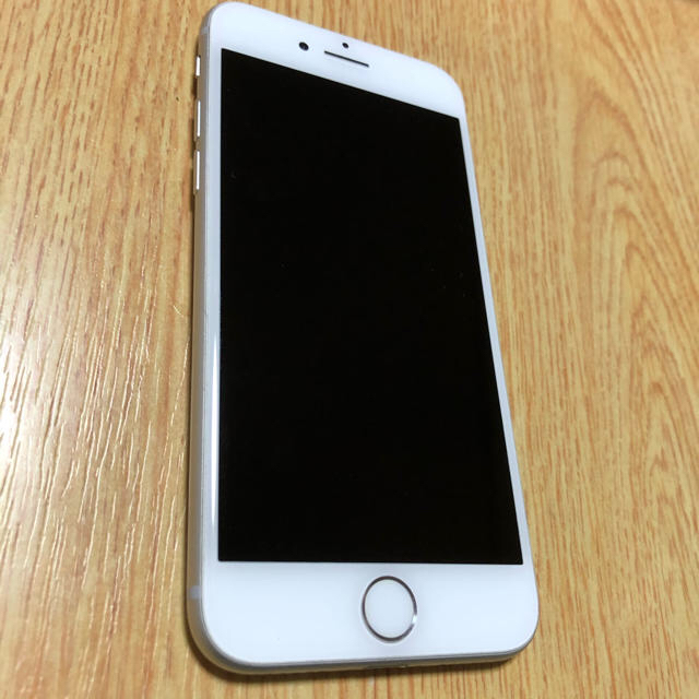 iPhone 8 Silver 64 GB docomo SIMフリー