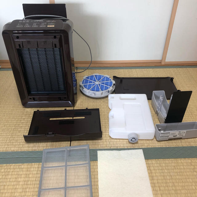 富士通(フジツウ)のひとみ様専用　加湿脱臭機 スマホ/家電/カメラの生活家電(空気清浄器)の商品写真