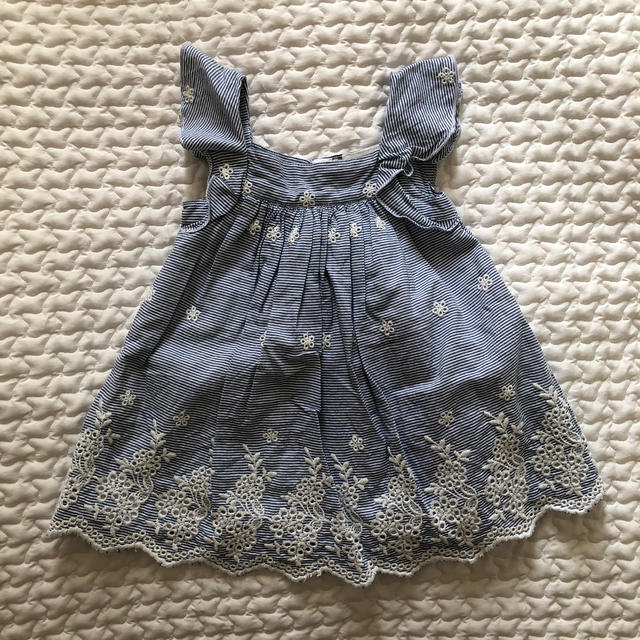 NEXT(ネクスト)のnext baby 刺繍ストライプワンピース　3-6m 70位 キッズ/ベビー/マタニティのベビー服(~85cm)(ワンピース)の商品写真