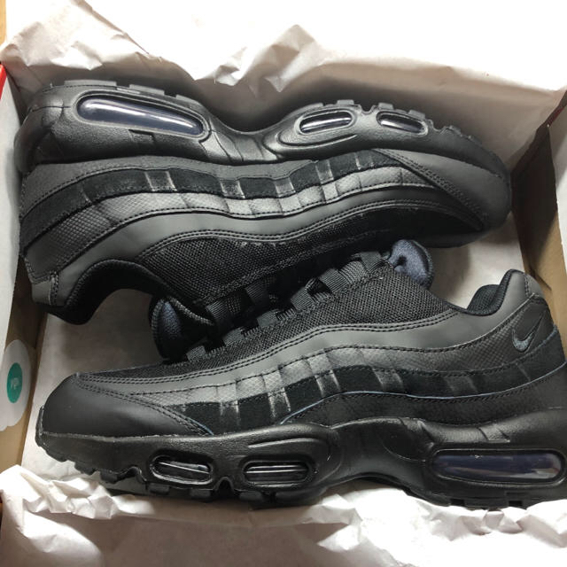 NIKE AIR MAX 95 essential オールブラック　28cm