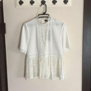 ザラ(ZARA)の新品 ZARA ザラ レースブラウス 白(シャツ/ブラウス(半袖/袖なし))