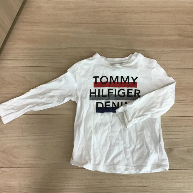 TOMMY HILFIGER(トミーヒルフィガー)の男の子　92 Tommy Hilfiger セット キッズ/ベビー/マタニティのキッズ服女の子用(90cm~)(Tシャツ/カットソー)の商品写真