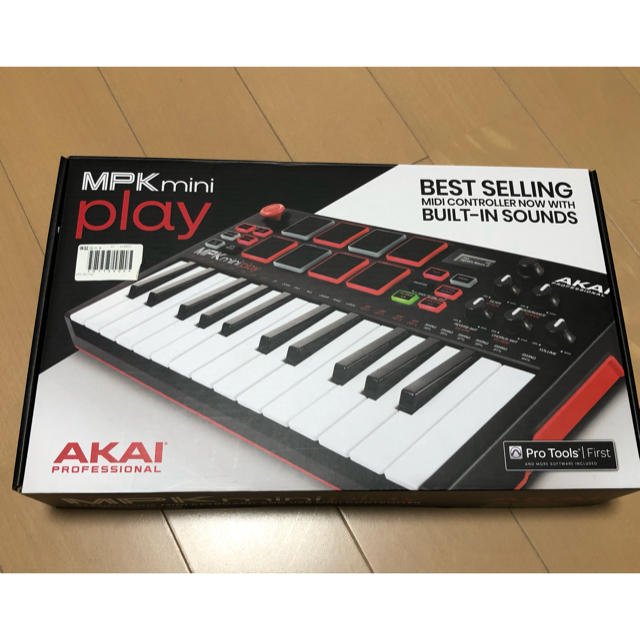 AKAI MPK mini play 1