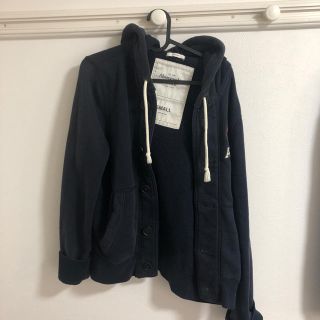 アバクロンビーアンドフィッチ(Abercrombie&Fitch)のアバクロ　パーカー(パーカー)