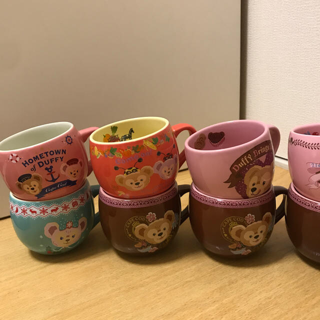 Disney(ディズニー)の値下げ‼️激かわ♡ディズニー　スーベニアカップ　11点セット エンタメ/ホビーのおもちゃ/ぬいぐるみ(キャラクターグッズ)の商品写真