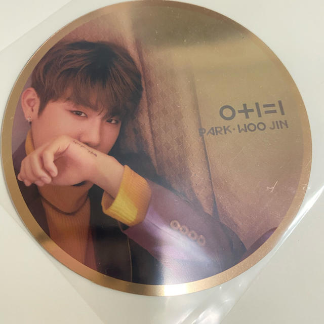 YMC(ワイエムシー)のワナワン　WANNA ONE  ウジン　トレカ エンタメ/ホビーのCD(K-POP/アジア)の商品写真