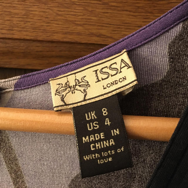 Issa London(イッサロンドン)のISSA ワンピース レディースのワンピース(ひざ丈ワンピース)の商品写真