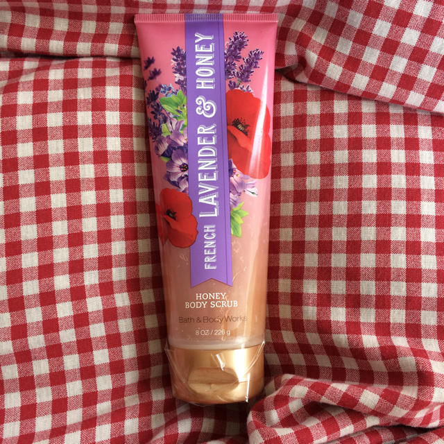 Bath & Body Works(バスアンドボディーワークス)のBath&Body Works スクラブ コスメ/美容のボディケア(ボディスクラブ)の商品写真