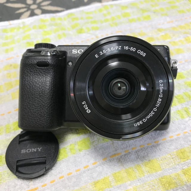 SONY NEX-6 & E PZ 16-50