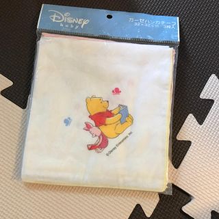 ディズニー(Disney)のDISNEY ガーゼハンカチ　日本製　3枚入り　新品未使用　プーさん(その他)