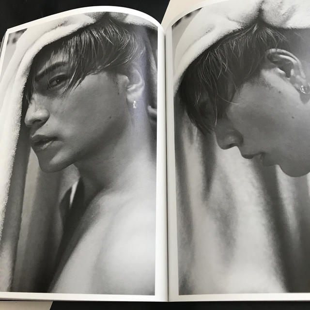 三代目 J Soul Brothers - 登坂広臣 DVD+フォトエッセイ NOBODY KNOWS 三代目 J Soul Brothers - 登坂広臣 DVD+フォトエッセイ NOBODY KNOWS