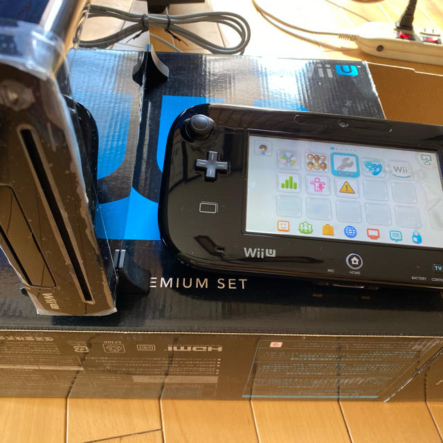 Wii U premium SET32GB スーパーマリオ付き