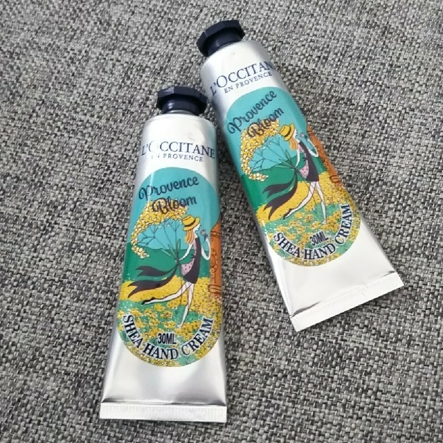 L'OCCITANE(ロクシタン)のロクシタン ハンドクリーム 2本セット コスメ/美容のボディケア(ハンドクリーム)の商品写真