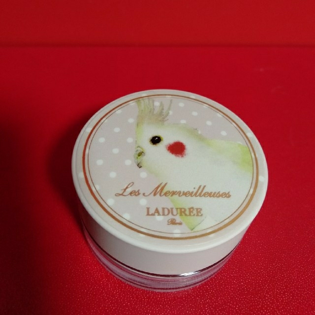 Les Merveilleuses LADUREE(レメルヴェイユーズラデュレ)のレ・メルヴェイユーズラデュレ　チークパウダー コスメ/美容のベースメイク/化粧品(チーク)の商品写真