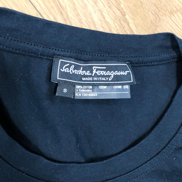 Salvatore Ferragamo(サルヴァトーレフェラガモ)のFerragamo 半袖Tシャツ レディースのトップス(Tシャツ(半袖/袖なし))の商品写真