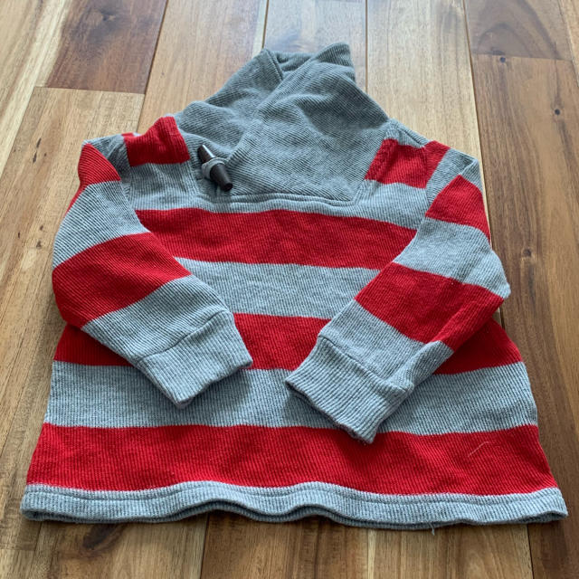 Old Navy(オールドネイビー)の美品　Old navy ニットセーター キッズ/ベビー/マタニティのキッズ服男の子用(90cm~)(ニット)の商品写真