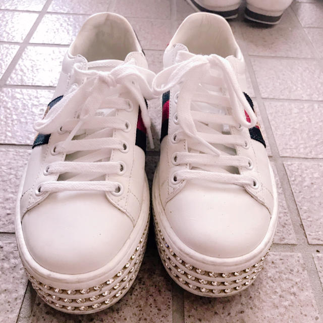 Gucci - GUCCI スニーカーの通販 by I_am_HRN__'s shop｜グッチならラクマ