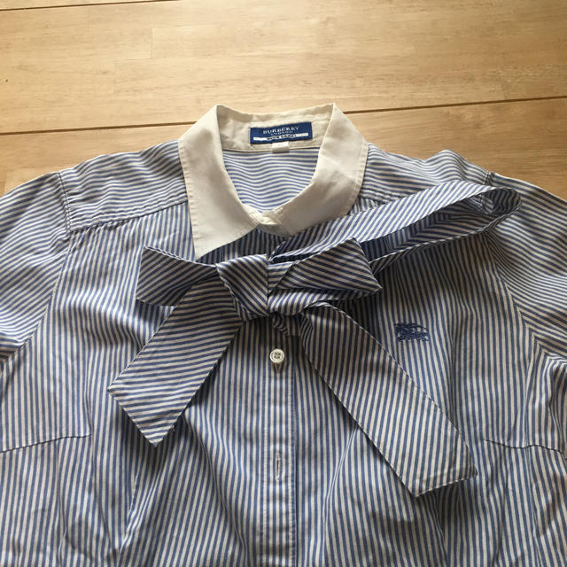 BURBERRY BLUE LABEL(バーバリーブルーレーベル)のバーバリー　シャツ レディースのトップス(シャツ/ブラウス(長袖/七分))の商品写真