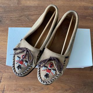 ミネトンカ(Minnetonka)のモカシン(スリッポン/モカシン)