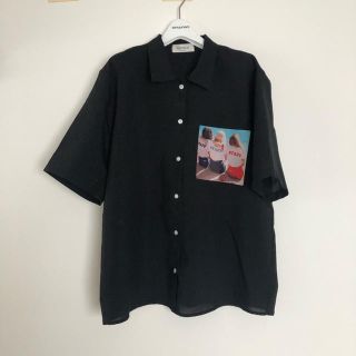 ゴゴシング(GOGOSING)のシャツ　韓国(Tシャツ(半袖/袖なし))