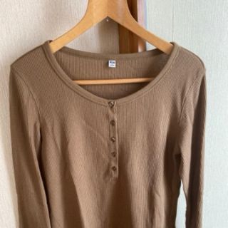 ユニクロ(UNIQLO)のワッフルカットソー(カットソー(長袖/七分))