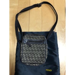 フェンディ(FENDI)のFENDI ショルダーバッグ　ズッカ柄(ショルダーバッグ)